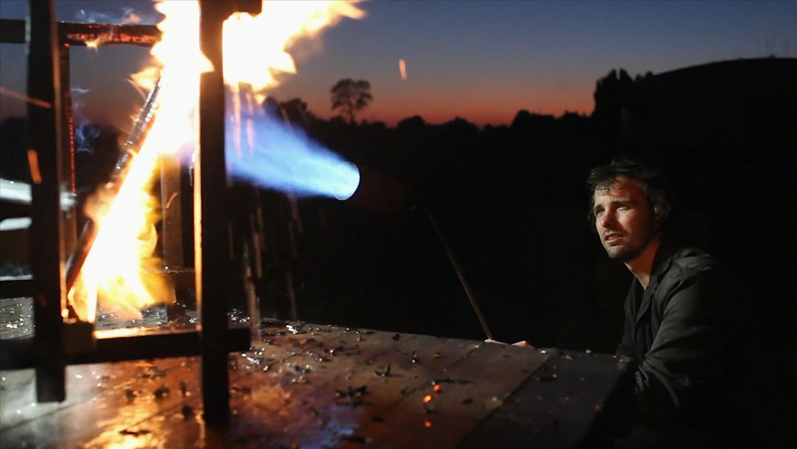 MAARTEN BAAS Burning Red and Blue - Rob Hodselmans Cinematographer
